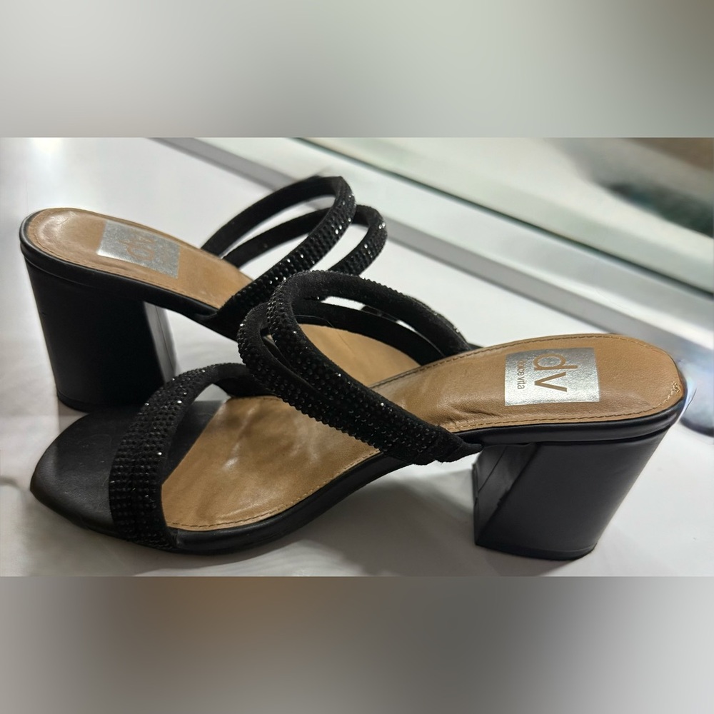 DV by Dolce Vita Black and Tan Heels with Timeless Design